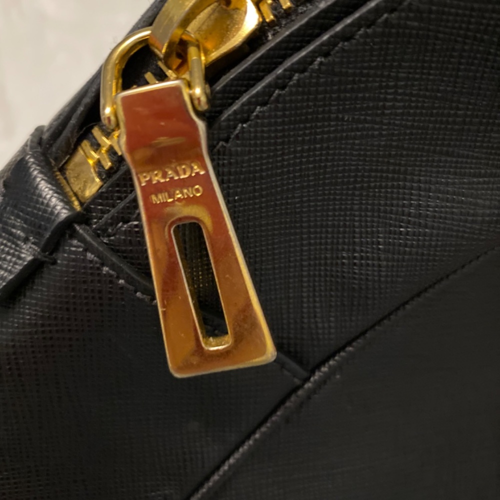 Prada Shoulder Bag PRICE DROP! - Picture 8 of 16